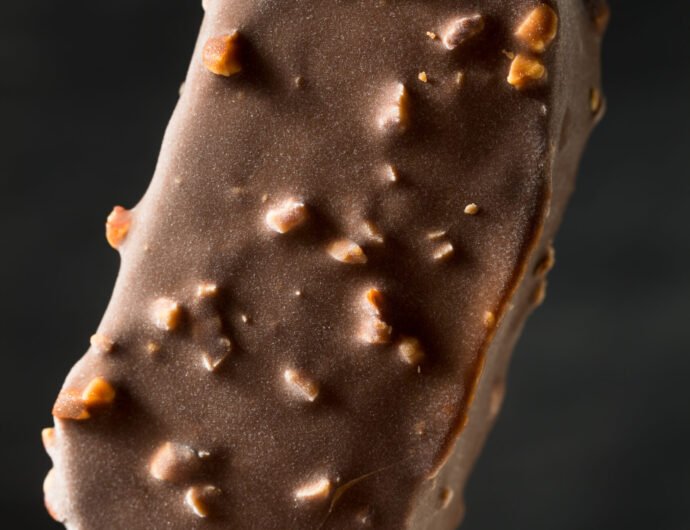 Frozen Chocolate Covered Ice Cream Bars Frozen Chocolate Covered Ice Cream Bars with Nuts